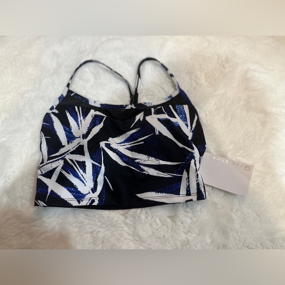 NWT Fabletics Marcela Mesh Midi Bra Luxe-Line Midi Sports Bra - Picture 3 of 10